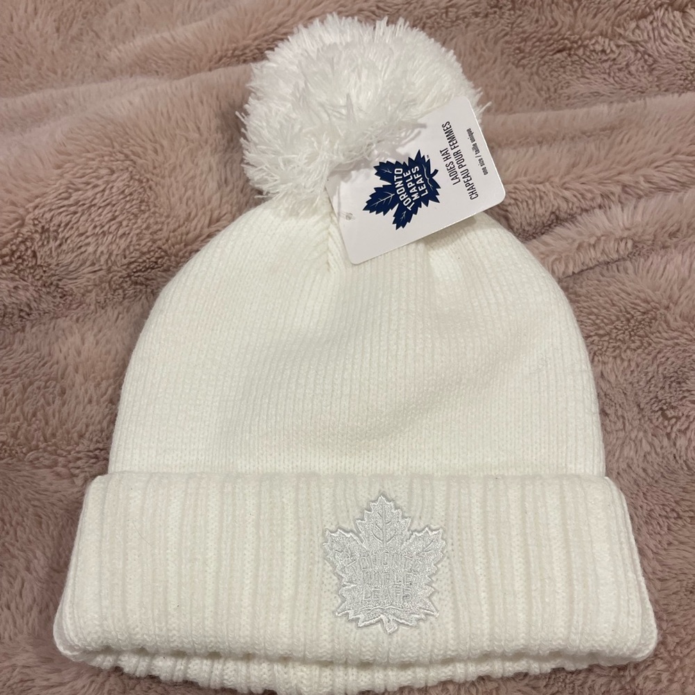 White Toronto Maple Leafs Beanie